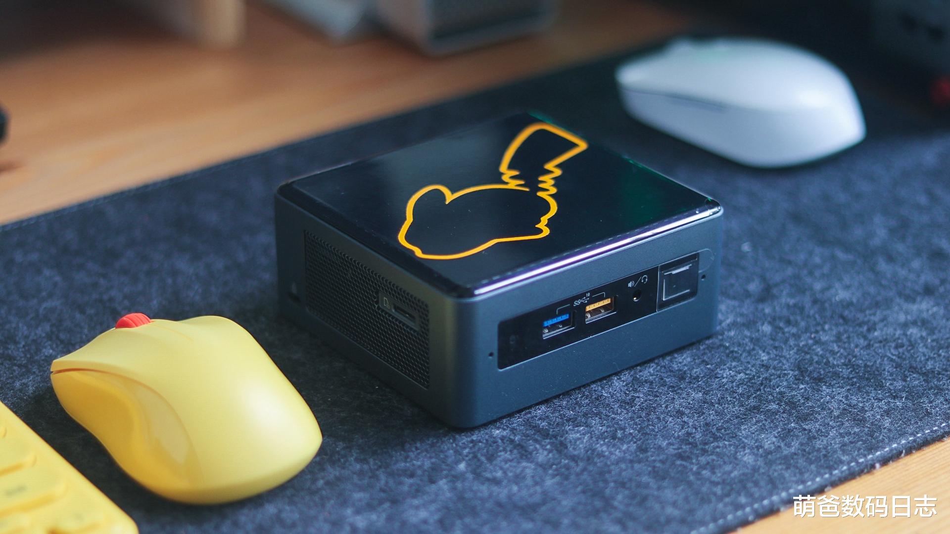 萌爸数码日志 晒晒一只小社畜的家用办公桌面