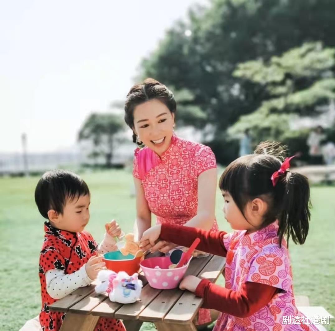 TVB|频频亮相幕前，前TVB人气主播疑似加入ViuTV，圈外还兼顾餐厅生意