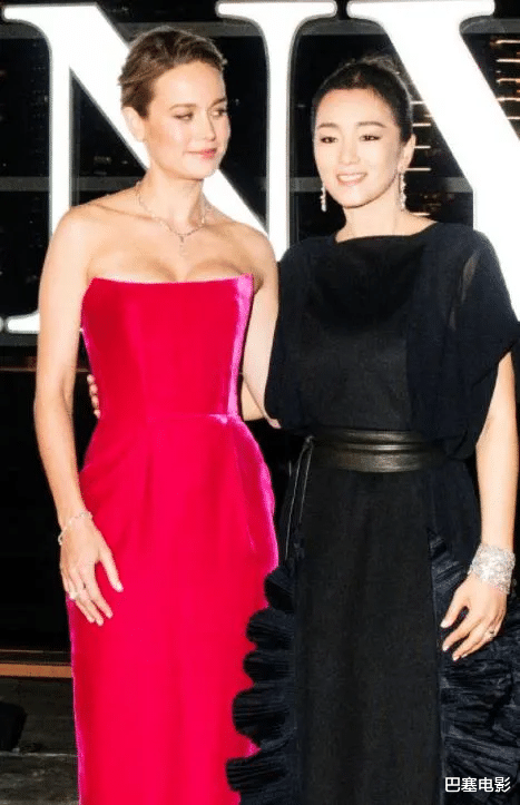 邱泽|女星同框气场大不同，有人slay全场，有人成了村姑，气质太重要