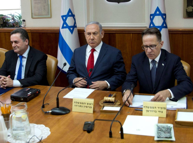 张平解读 拜登比特朗普不好对付！美国主动示好，伊朗还放弃用美元结算吗？