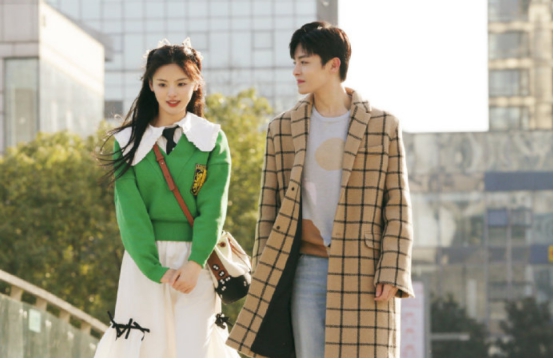 我需要你 在《平行时空遇见你》中，杨超越和侯明昊的互动很甜，会在一起吗