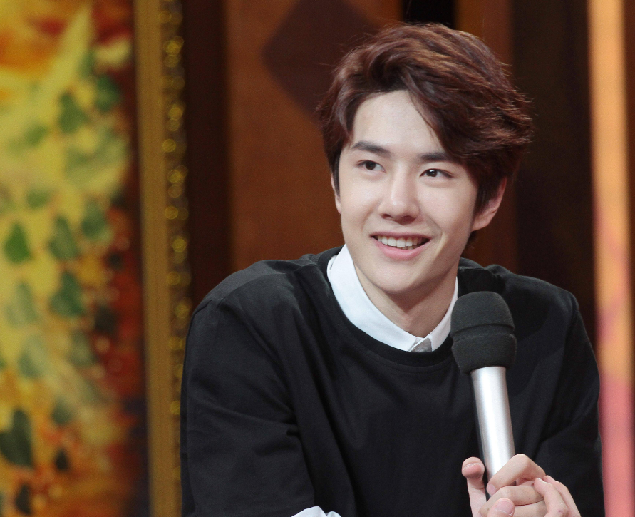 赵丽颖|高中没毕业却混成赢家的5大明星，个顶个优秀，这位身价12亿