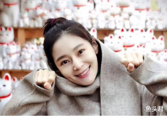 容嬷嬷|他是容嬷嬷的“儿子”，出道16年了一直不温不火，妻子越来越红