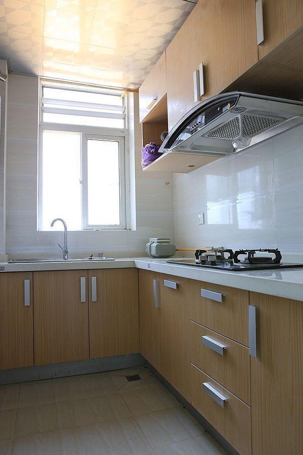 只不过在阳台做了半边加高，引得邻居争相模仿，好有面子！