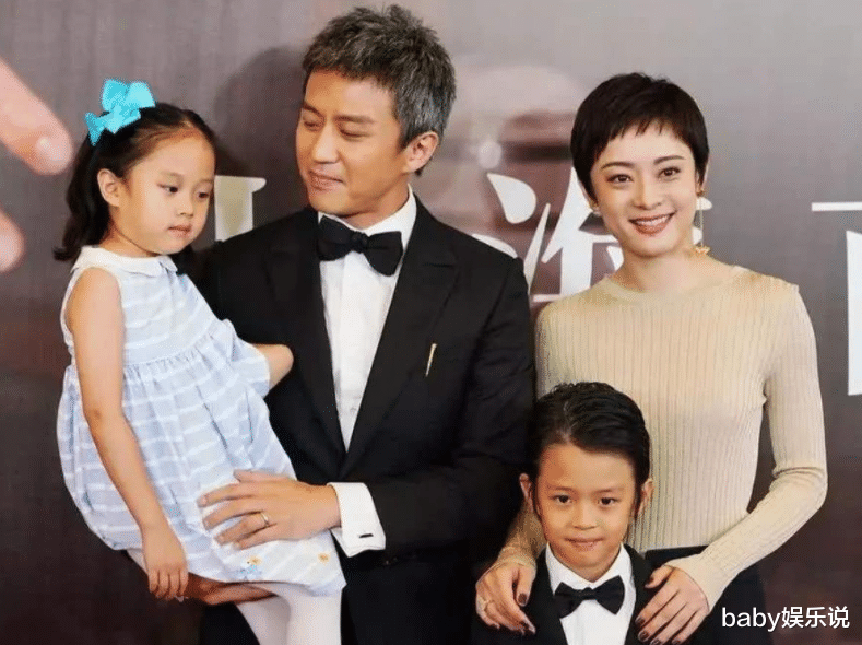 邓超|邓超：为姐姐治病倾家荡产，为父亲一夜白头，在苦中品尝爱