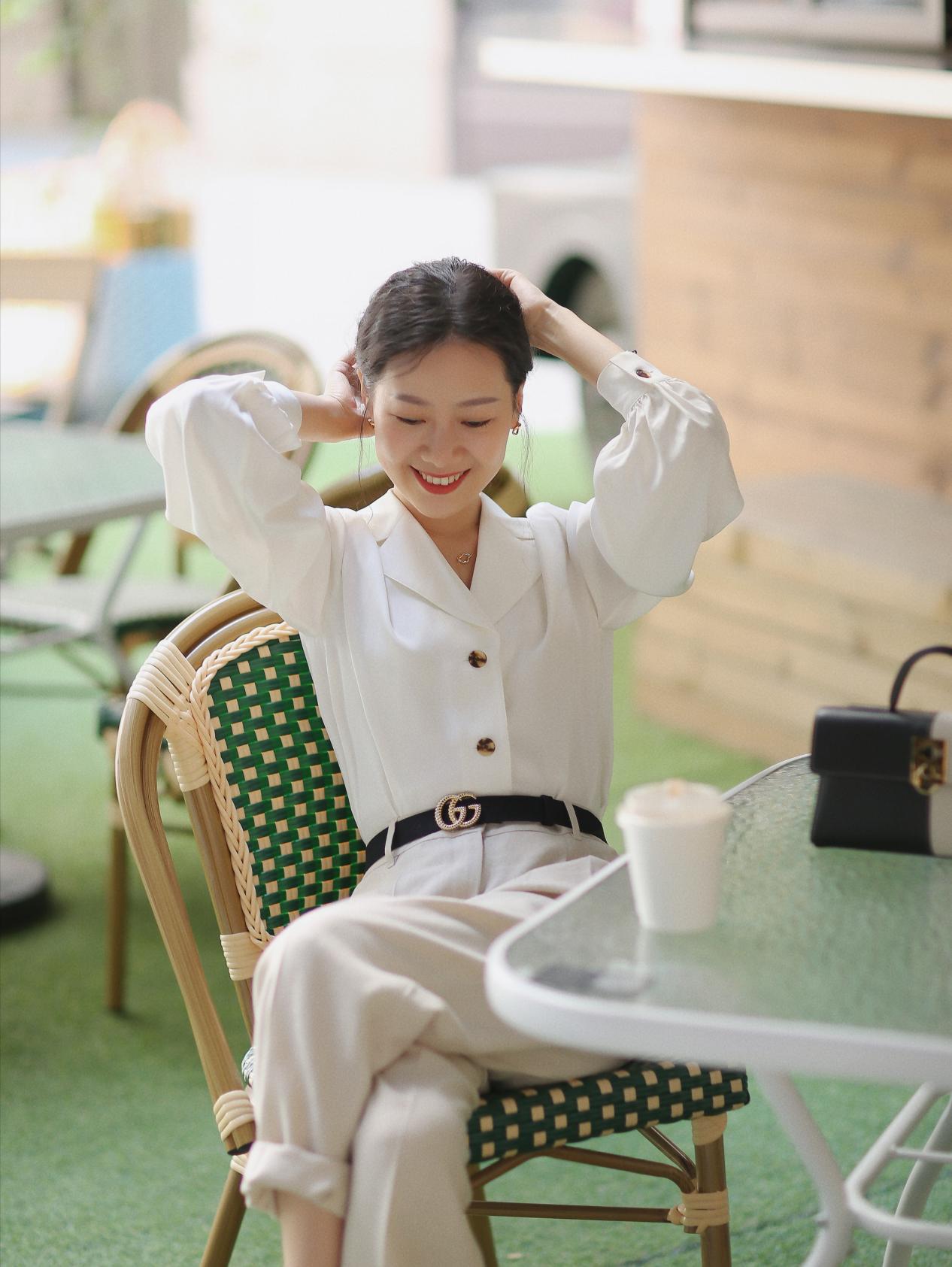 穿衣搭配|上班族如何摆脱呆板穿搭？学会这几种搭配方法，让你气质更出众