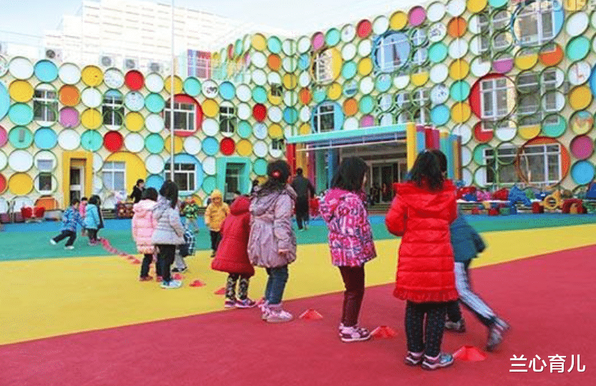 兰心育儿 年费七万的贵族幼儿园曝光，鲍鱼随便吃，园内有电影院，太豪横