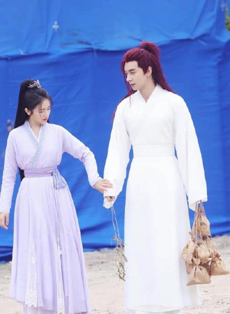 陈星旭|陈星旭又一古装剧热拍，白衣宛如神仙下凡，女主是95后中戏校花