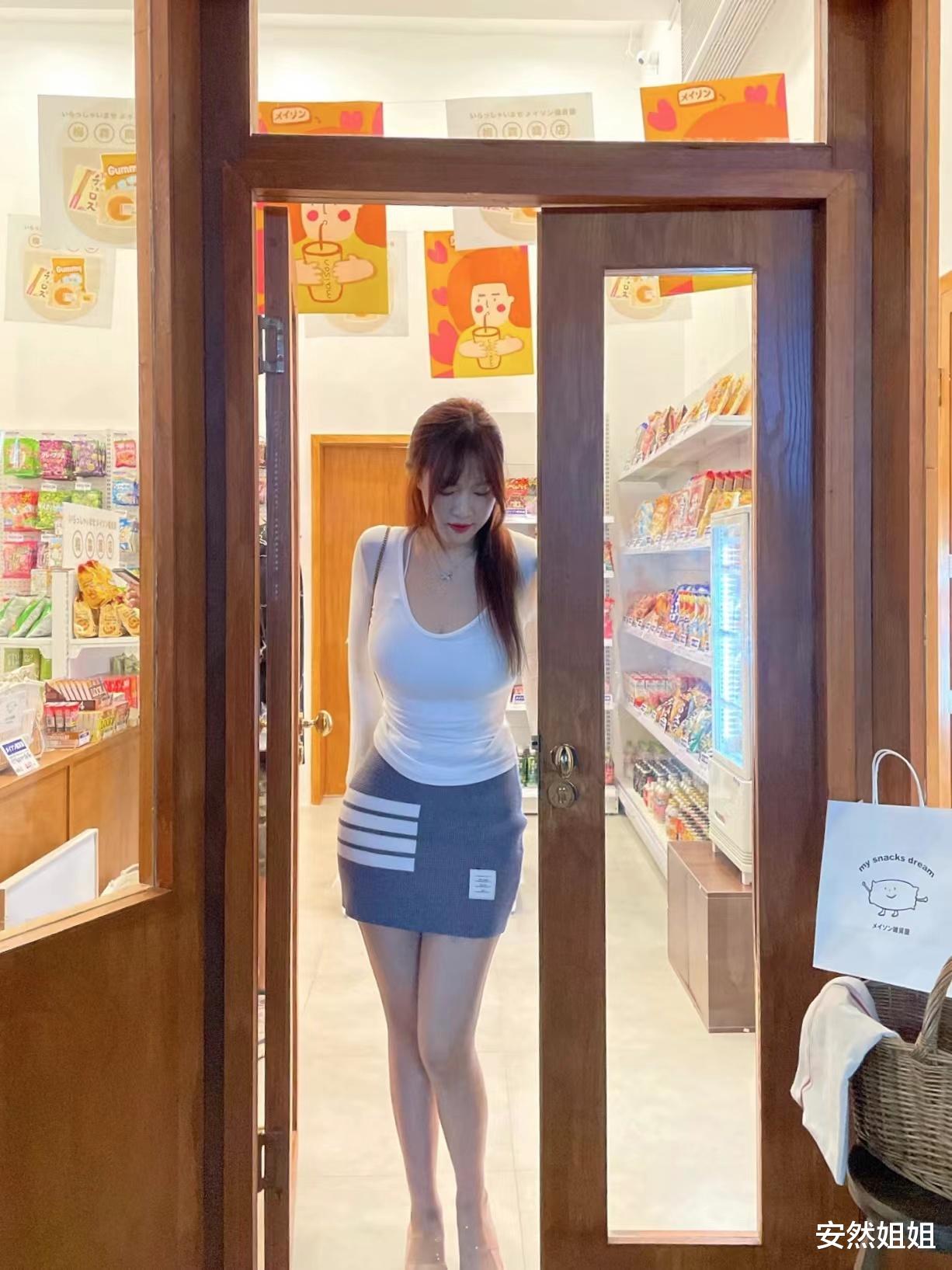 安然姐姐 总是有人出现给你世间的温柔，然后又头也不回的转身离开