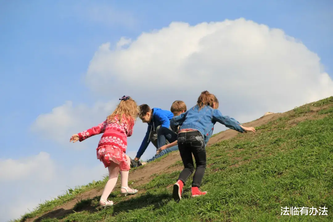 有期徒刑 幼女3天被侵犯2次，还收到死亡威胁！变态男进橘子吧