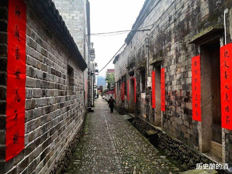 苏小妹|才女刁难和尚,出上联“面对面吃面”,和尚的下联让她又气又羞