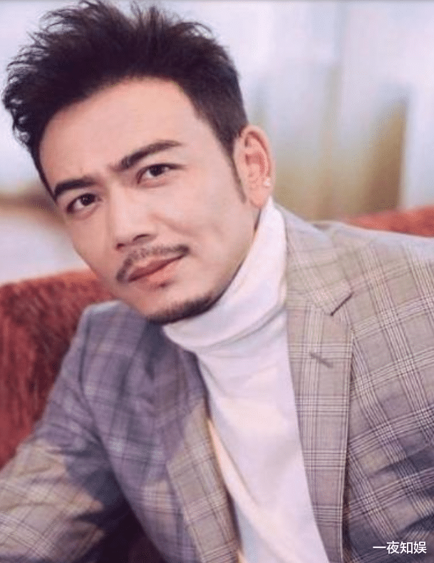 杨烁|杨烁“隐藏”9年的媳妇，竟是大家熟悉的“女神”，难怪大器晚成