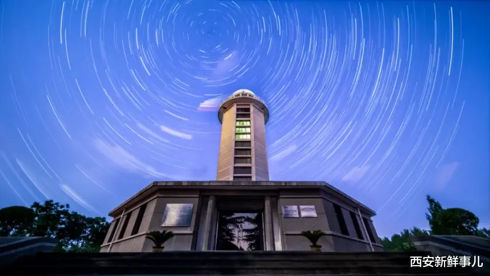 西安新鲜事儿 “牛眼”看泾河   泾河两岸，一座新城拔节生长！