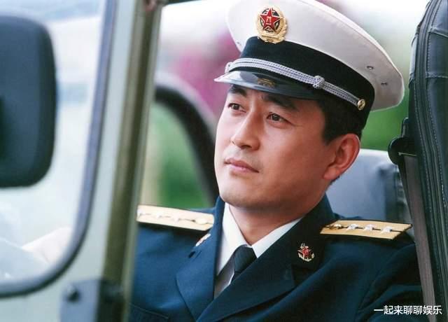 王志飞|王志飞：娶小15岁妻子，大骂前妻儿子没出息，对现任女儿极尽宠爱