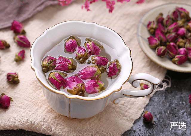 严选|40-45岁开始进入“衰老期”，常吃4种食物，加1运动或会延缓衰老