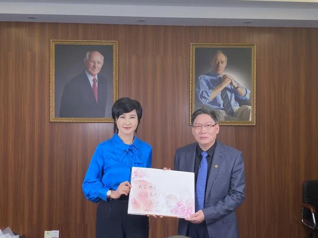 “病毒猎手”管轶:不要太早宣布胜利,人类低估了新冠病毒的影响