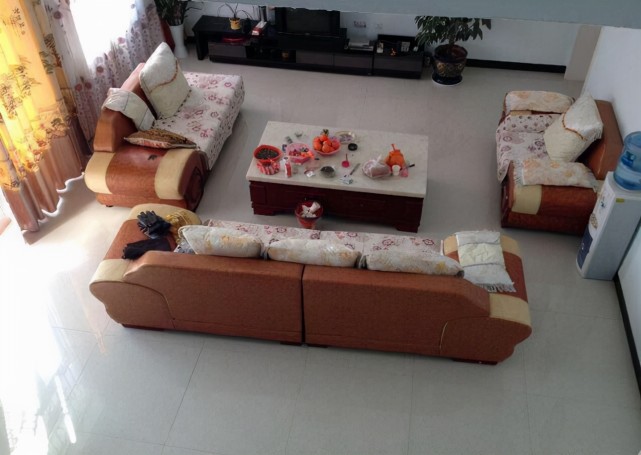 晒晒150W盖的农村别墅,全村第一豪华,旋转楼梯很多人没见过