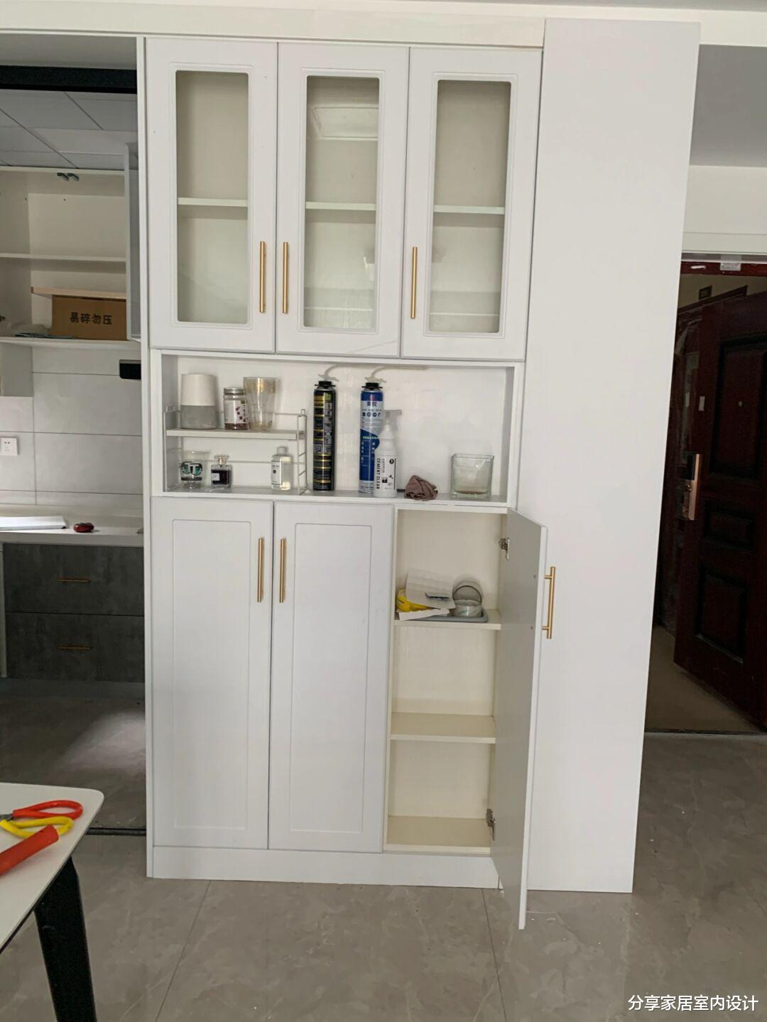 榻榻米|耗时半年新房终于完工，北欧风格很满意，过道设计柜子很实用！