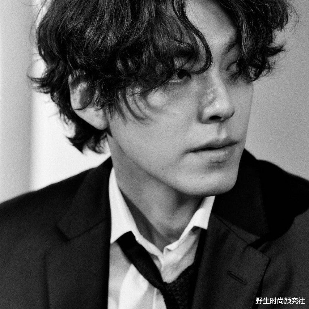 帅哥|第一眼觉得“丑”，第二眼却对他长相“真香”