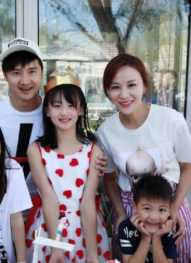 沈腾|23岁嫁世界冠军，因艺人出身被婆婆嫌弃，坐月子都是回娘家坐的