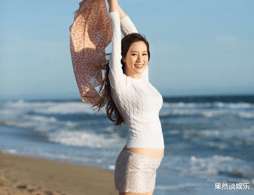 徐子淇|徐子淇不争不抢24岁就嫁入豪门，夫家还给足她尊重、财富，凭啥？