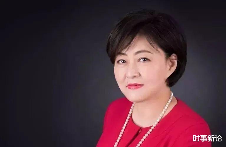片仔癀|重庆投资女王：从银行柜员到身价百亿，她靠“胆子大”而逆袭人生