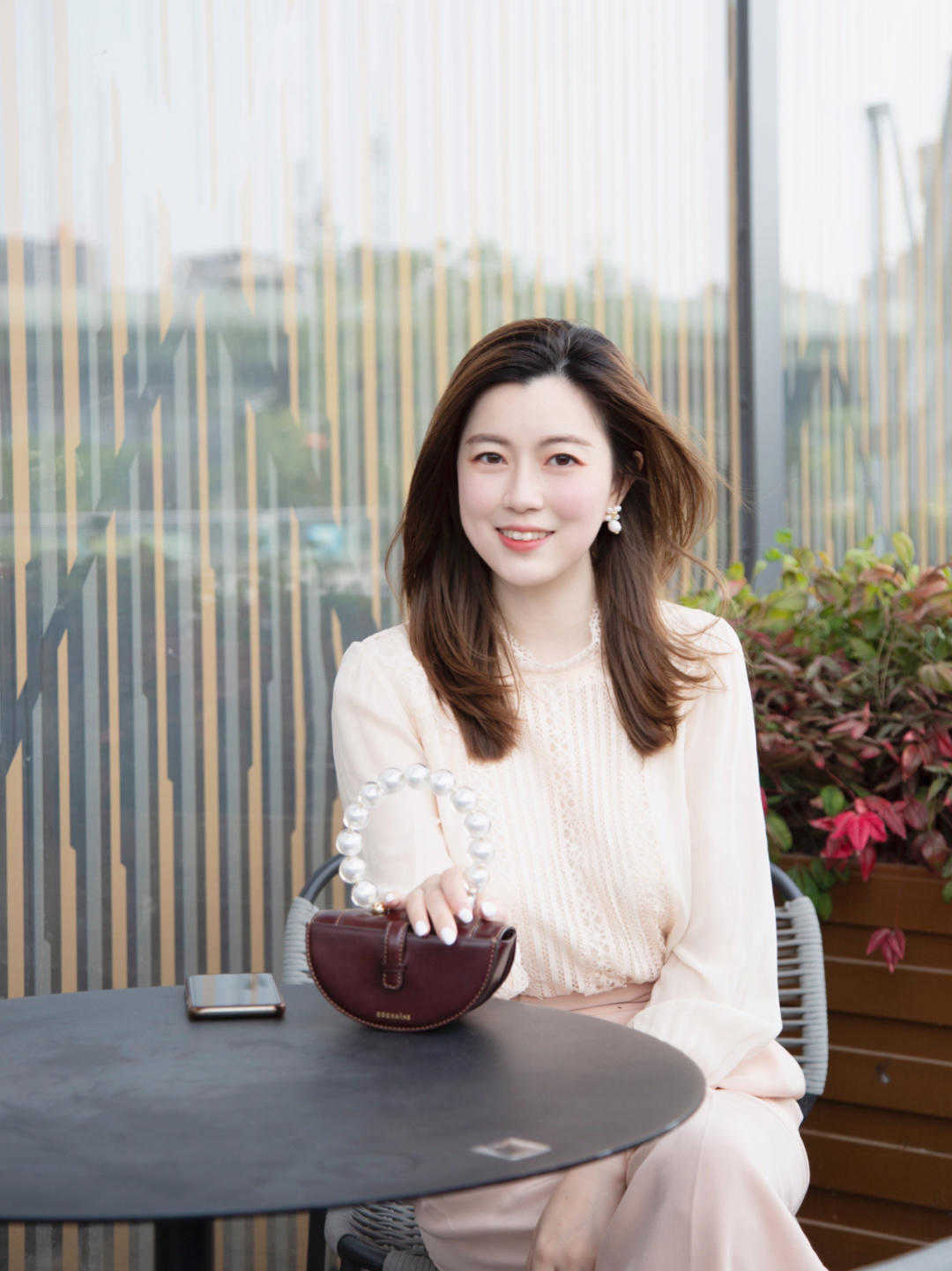 颜红橙|挑来挑去,还是“粉色”甜美减龄,这样搭配温柔又有少女感