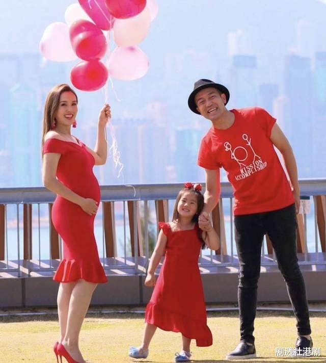 恭喜！39歲TVB前女星懷二胎8個月，大曬孕肚照四肢依舊纖細-圖5