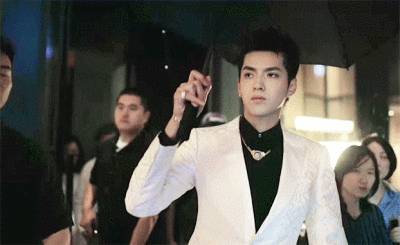 吴亦凡|吴亦凡被实锤了？被曝勾引“未成年少女”，究竟谁在一直说谎？