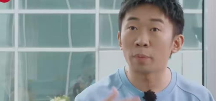 杨迪|杨迪又要火了，在没有咖位压制的新综艺，彻底放飞，全程高能