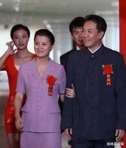 李云龙|一婚嫁导演，二婚嫁哈佛才子，三婚嫁“李云龙”，如今终获幸福！