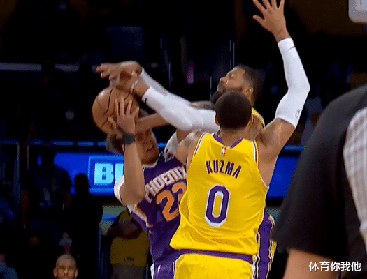 湖人隊|湖人100-113爆冷出局！詹姆斯26中11跌落神壇，人沒了船也要沉