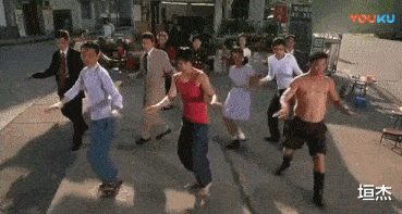 李小龙|与周星驰签约八年却只演了2部戏，之后亲自到李小龙墓前致歉