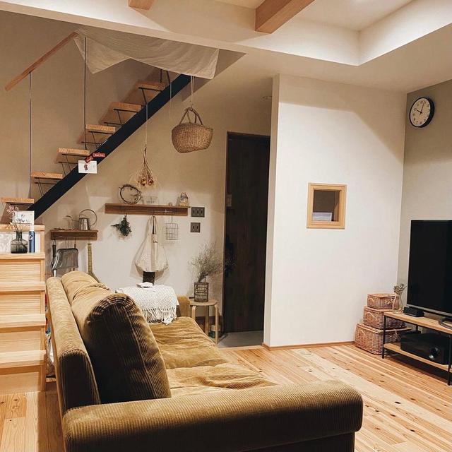 日本复古之家，虽满满当当却乱中有序，夫妻俩将日子过得精致温暖