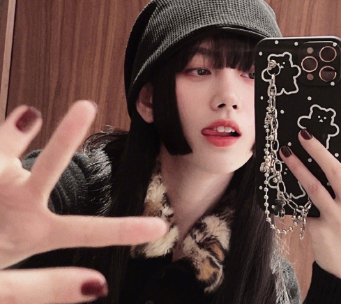 鞠婧祎|鞠婧祎疑遭公司“克隆”？旗下两位新人模仿她的脸，还学她的行为