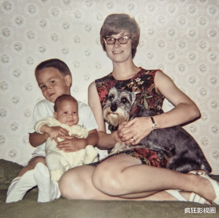 李小龙|李小龙死后，妻子琳达被徒弟“霸占”，77岁近照曝光