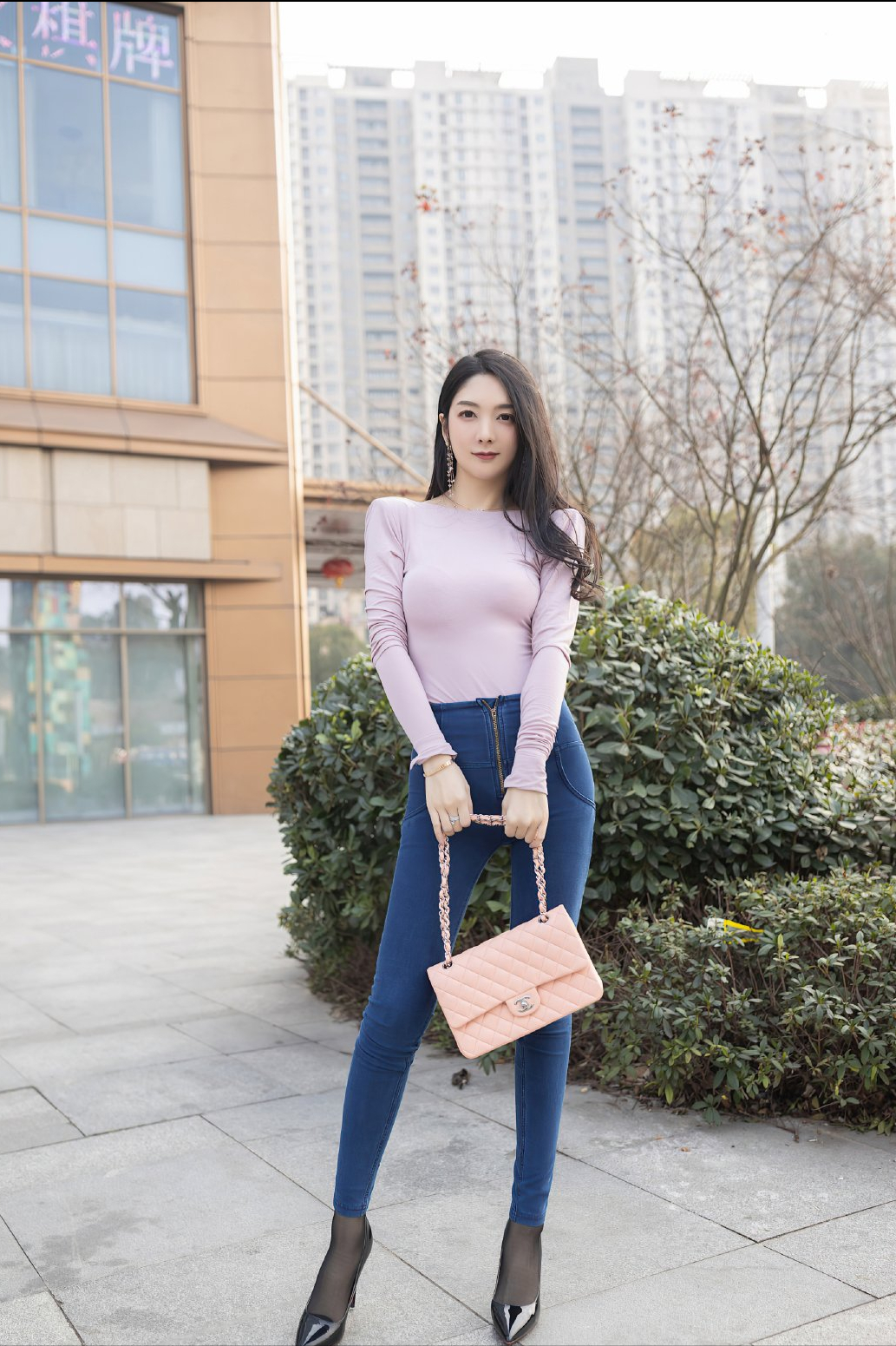 爱情|你会为了爱情，而放弃自己的事业吗？