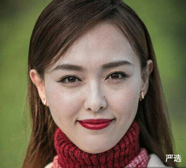 严选|32岁刘亦菲好皮肤“造假”，卡粉仙气全无，网友：还我神仙姐姐
