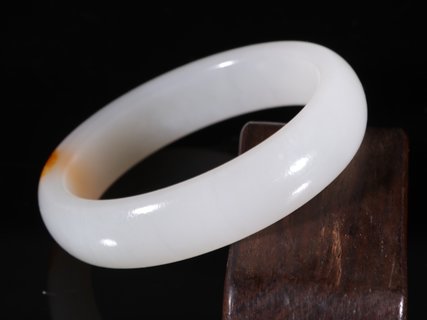 雕刻|和田玉 巧色 扁条 手镯