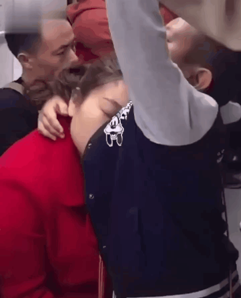 邓超|邓超忽然官宣“新欢”！承认变心：“孙俪，他爱的早就不是你了！”