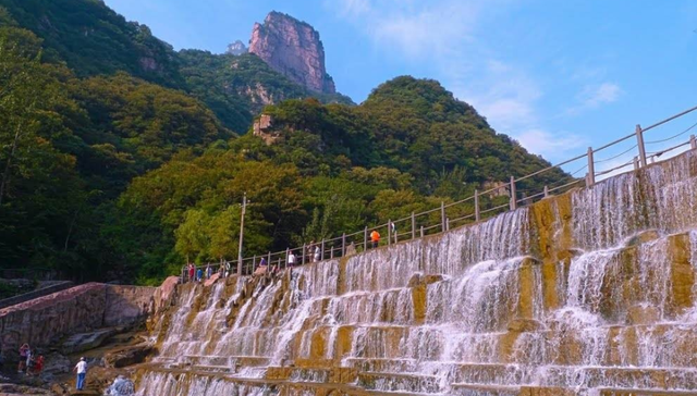 大別山 河南\失敗\景區，風景可與黃山媲美，卻因名字\老土\遭游客吐槽