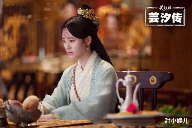 鞠婧祎|《嘉南传》被群嘲：鞠婧祎妆容成“灾难现场”，满头珠钗像门帘