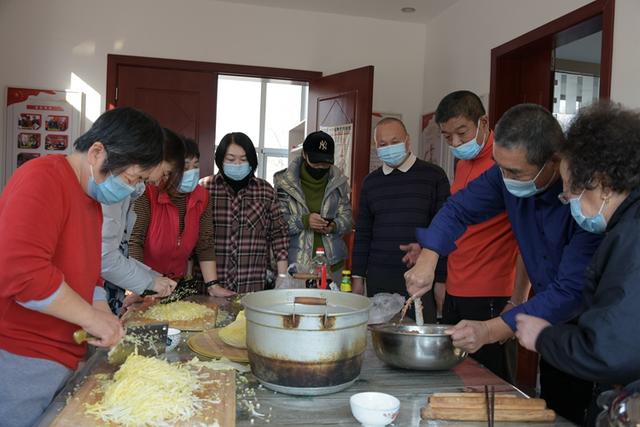 河北新闻网 东经路社区党支部开展“浓情元宵节 社区一家亲”活动