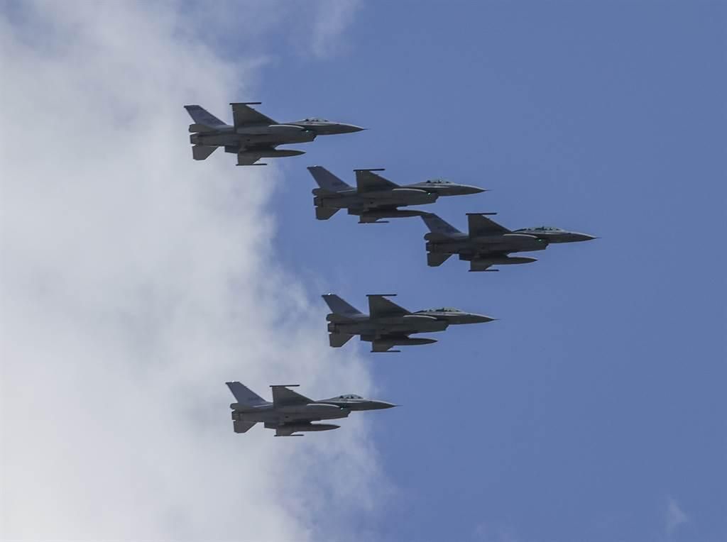 f-16|完成统一后，岛内买来的一堆美国货，哪些可以被我军“回收”？