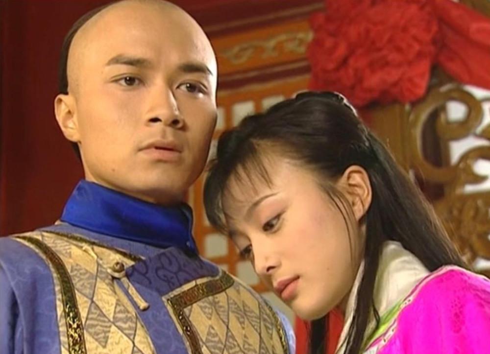 紫薇|还珠：难怪小燕子给孩子取名“南儿”，忽然觉得，紫薇不配！