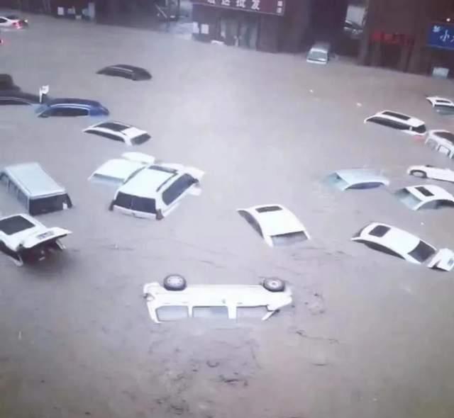 河南 河南暴雨！那些疯狂为美国捐款的中国大佬，怎么突然离奇失踪了？