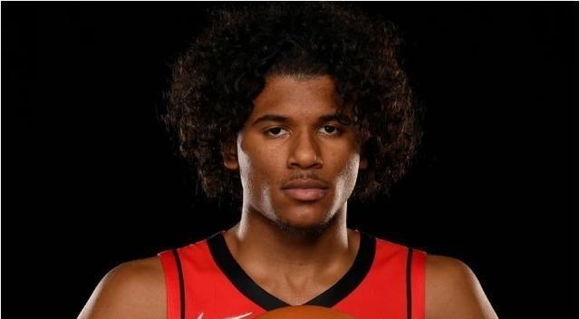 于时为伴 美记：杰伦-格林在火箭队训练中表现出色，连续命中三记三分球