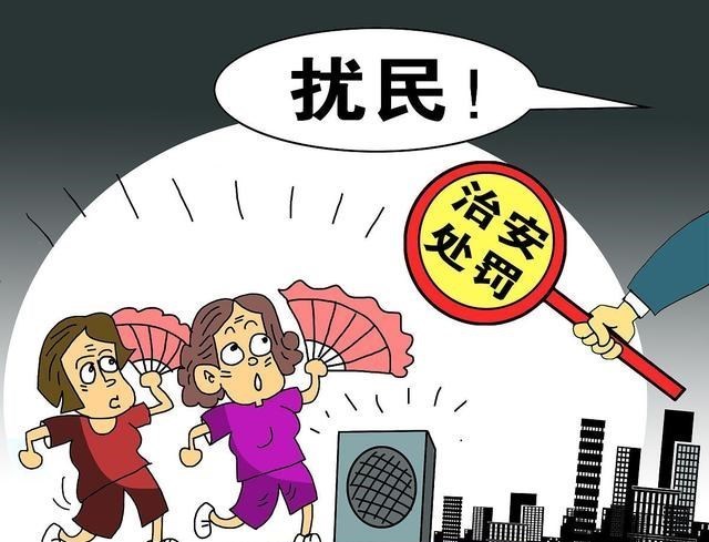 四川一年轻女子跪求男友开门引争议,经常两三点来闹,拿她没办法