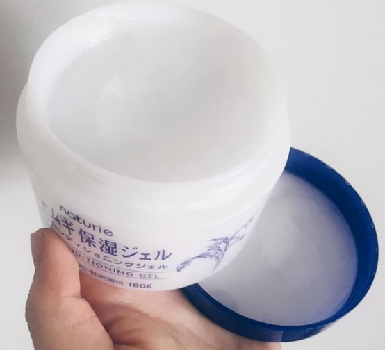 面霜|女人“抗老”不可少的几款面霜推荐：这些面霜让肌肤更白嫩细滑