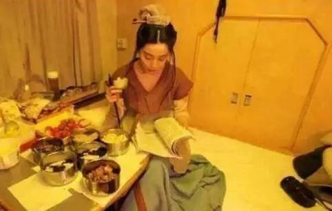 苏芒|袁隆平刚去世，娱乐圈丑闻激怒网友：有种浪费，不可原谅